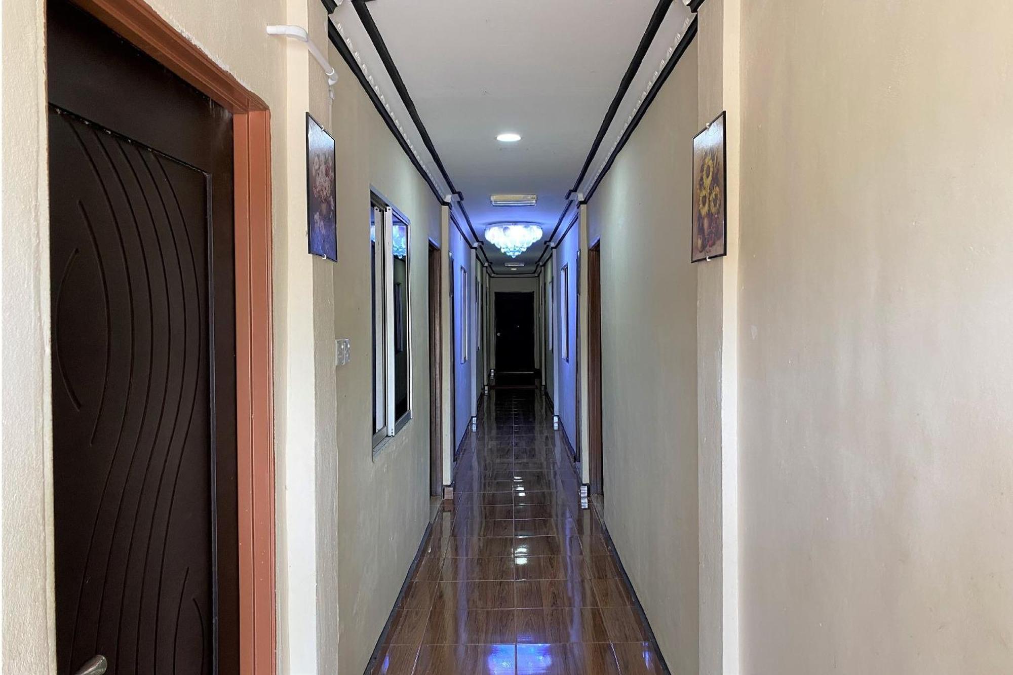 Oyo 90205 Bayu Sintok Motel 樟仑 外观 照片
