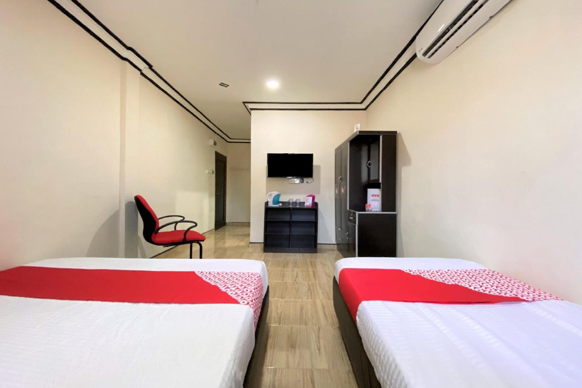Oyo 90205 Bayu Sintok Motel 樟仑 外观 照片