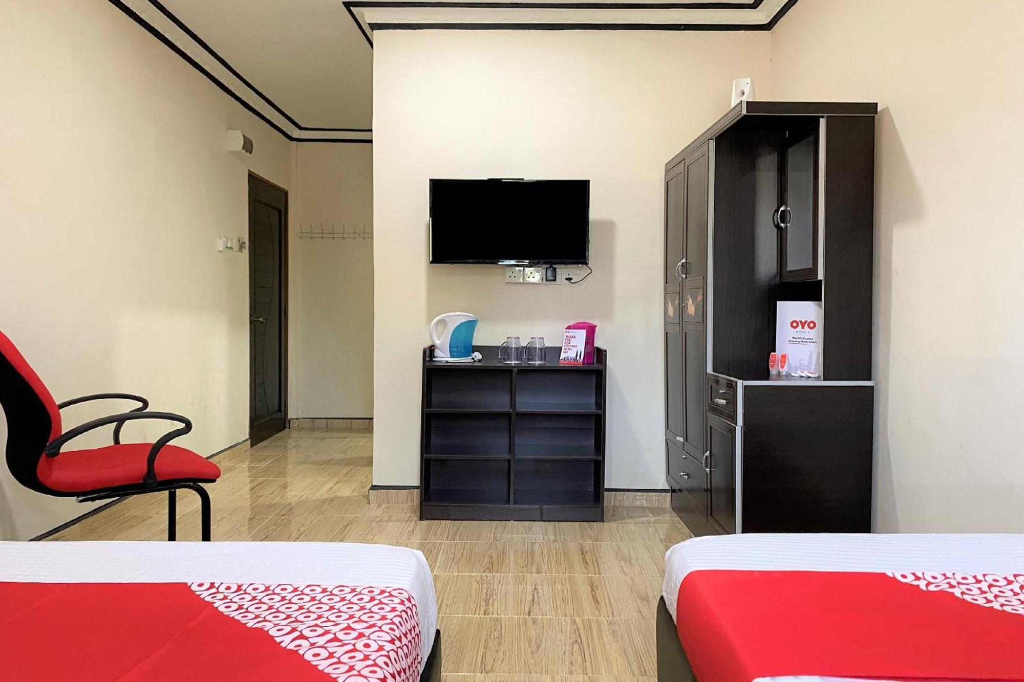 Oyo 90205 Bayu Sintok Motel 樟仑 外观 照片
