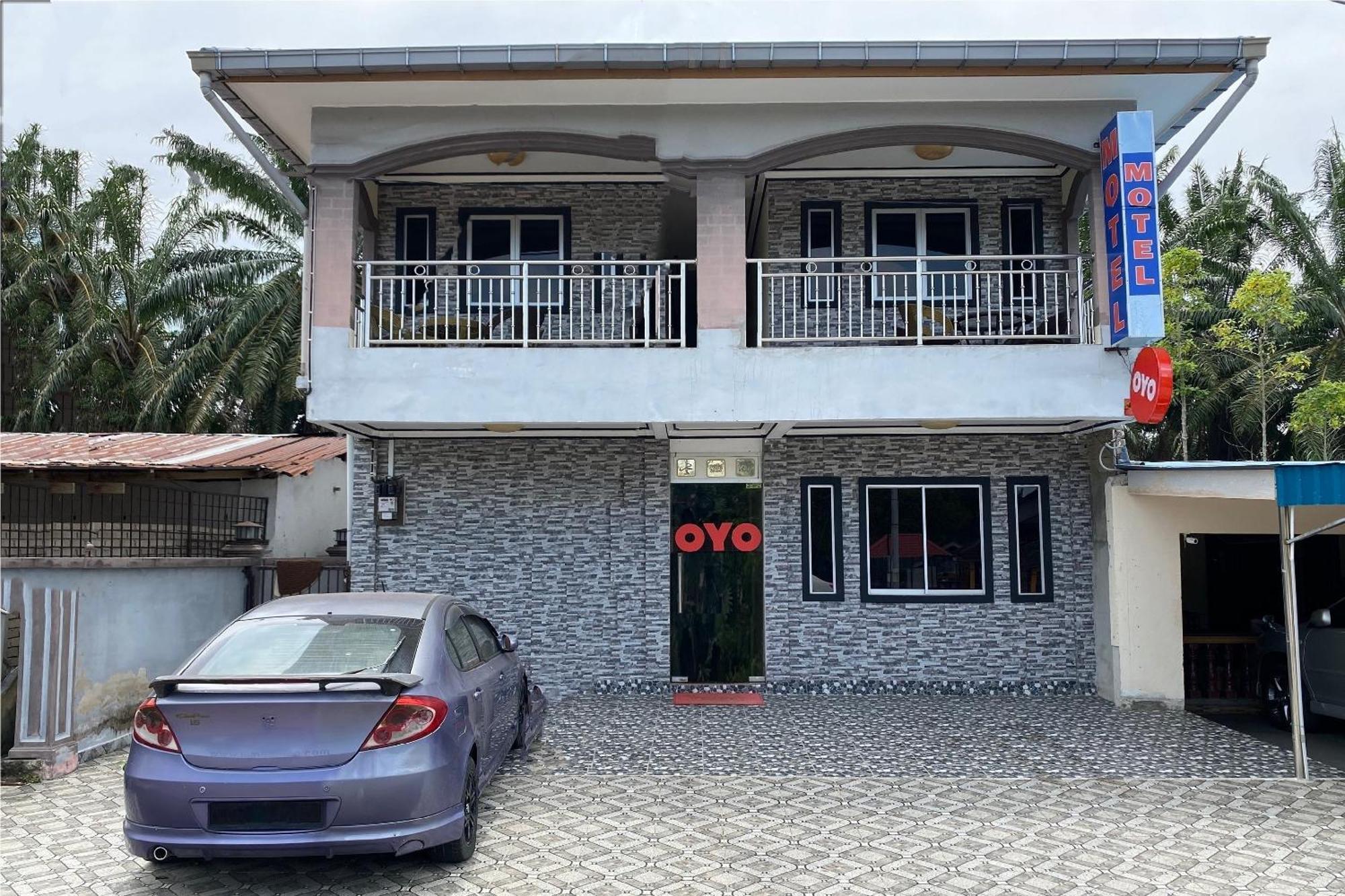 Oyo 90205 Bayu Sintok Motel 樟仑 外观 照片