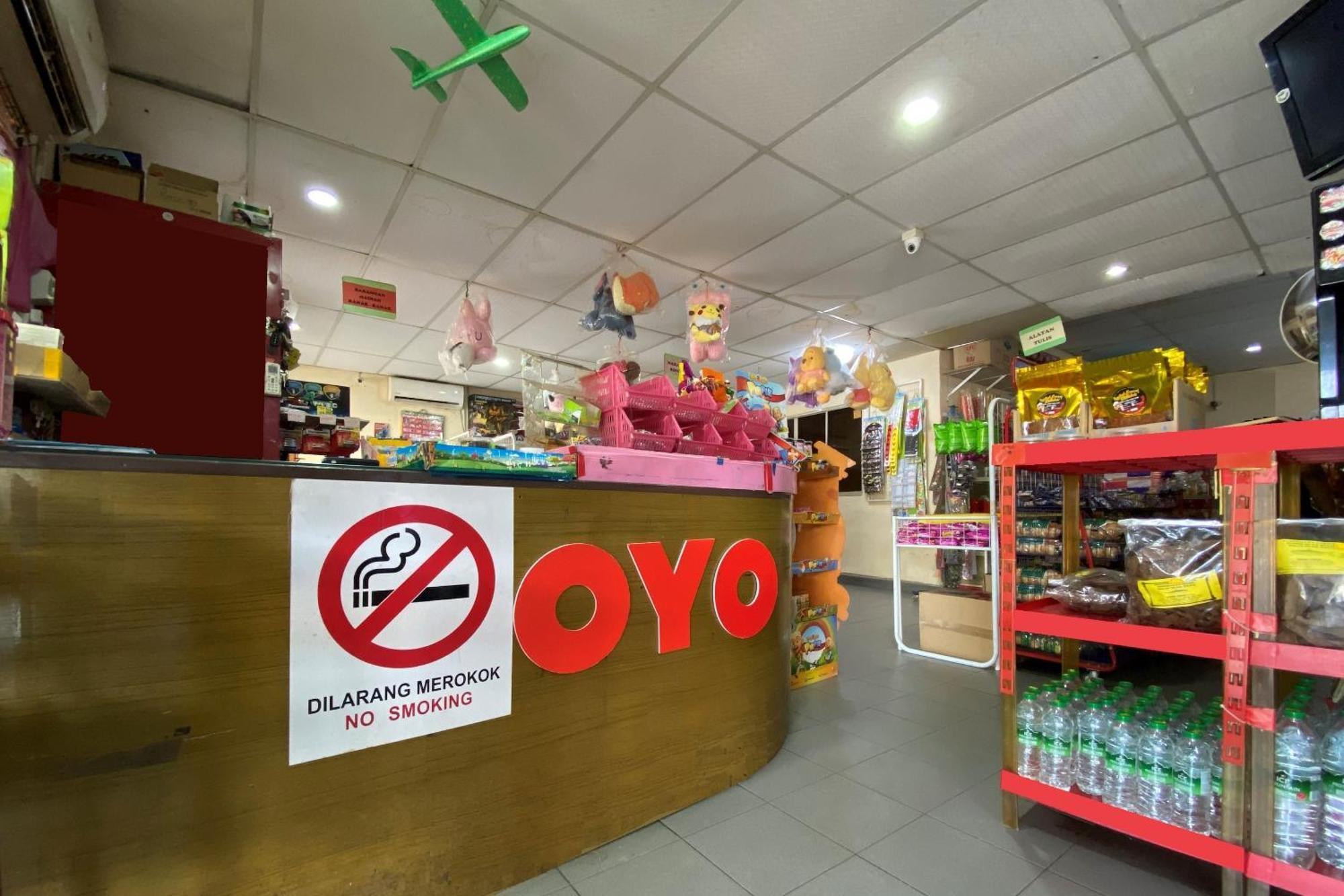 Oyo 90205 Bayu Sintok Motel 樟仑 外观 照片